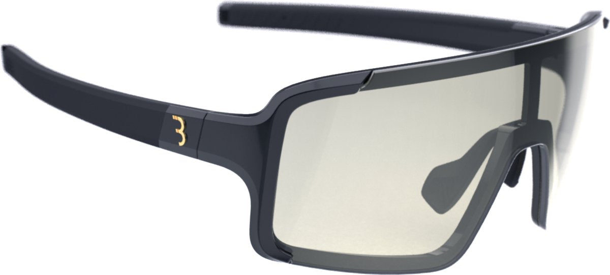 BBB Cycling Chester Narrow PH – Fahrradbrille mit photochromen Gläsern – 100 % UV-Schutz – Fahrradbrille für Damen und Herren – schmale Passform – photochromatische Sportbrille – Schwarz – Bsg-73ph