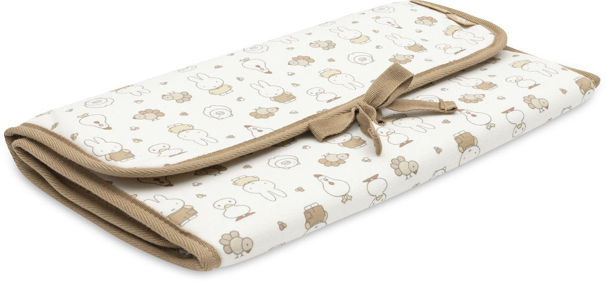 Jollein Wickelauflagen mit Staufächern – Miffy Family Farm