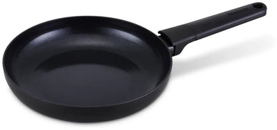 Brabantia Vanta Bratpfanne – ø 24 cm – 100 % PFAS-frei – Keramik-Antihaftbeschichtung mit Titan verstärkt – Induktionsbratpfanne – Schwarz