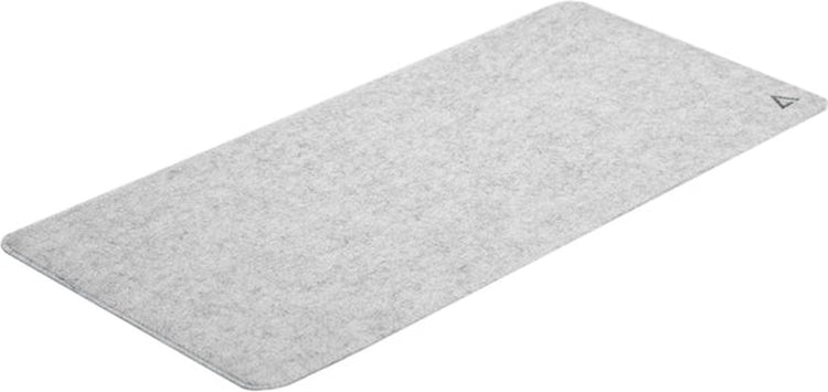 Deltahub ® minimalistisches Mauspad – Schreibtischunterlage aus Filz – hellgrau 28 x 63 cm – rutschfest – Gaming