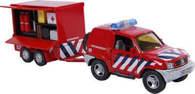 Feuerwehrwagen + Anhänger