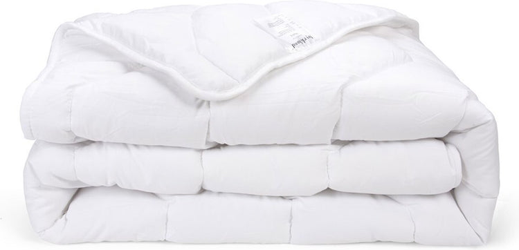 Byrklund Madrid Bettdecke 140 x 200 cm – Ganzjahres-Bettdecke für Einzelbett