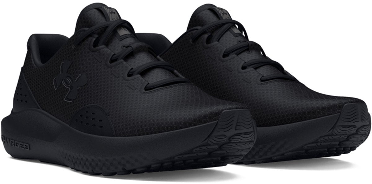 Under Armour UA Charged Surge 4-BLK Herren-Sneaker – Schwarz
