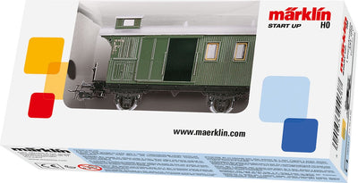 Märklin nimmt Gepäckwagen in Betrieb