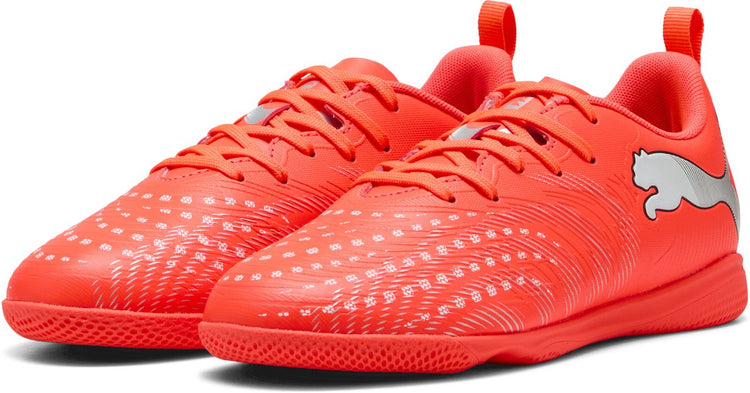 Puma Future 9 Play It Jr Unisex-Sportschuhe – leuchtendes Rot, Weiß, Schwarz, Silber