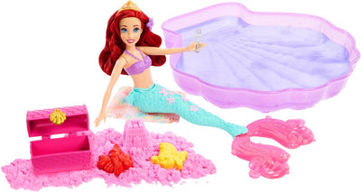 Disney-Prinzessin schwimmt und sandt Ariel, Modepuppe