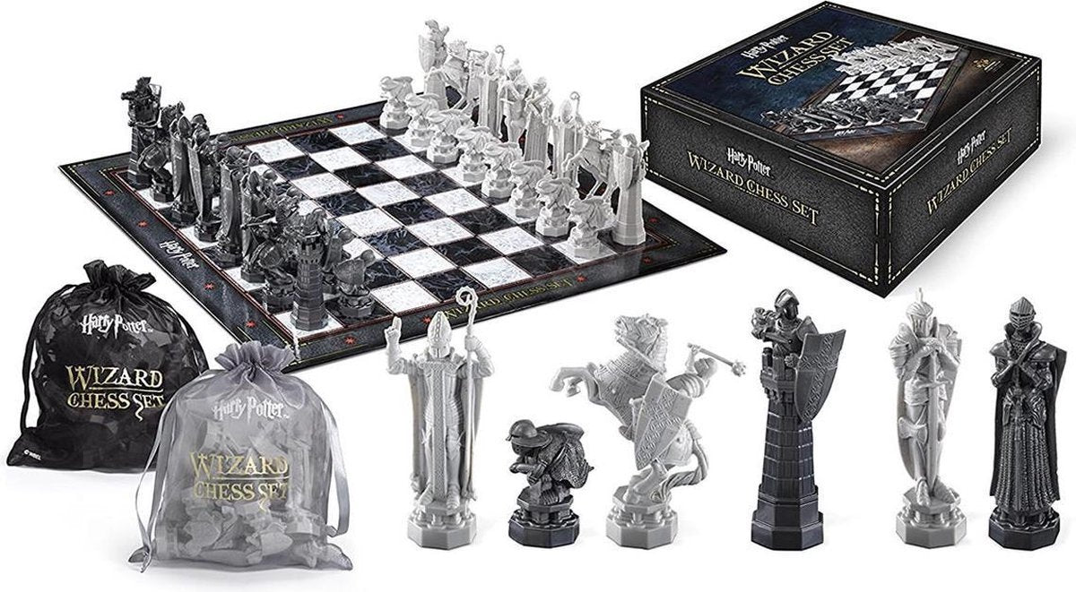 Noble Collection Harry Potter: Wizard's Chess Set
