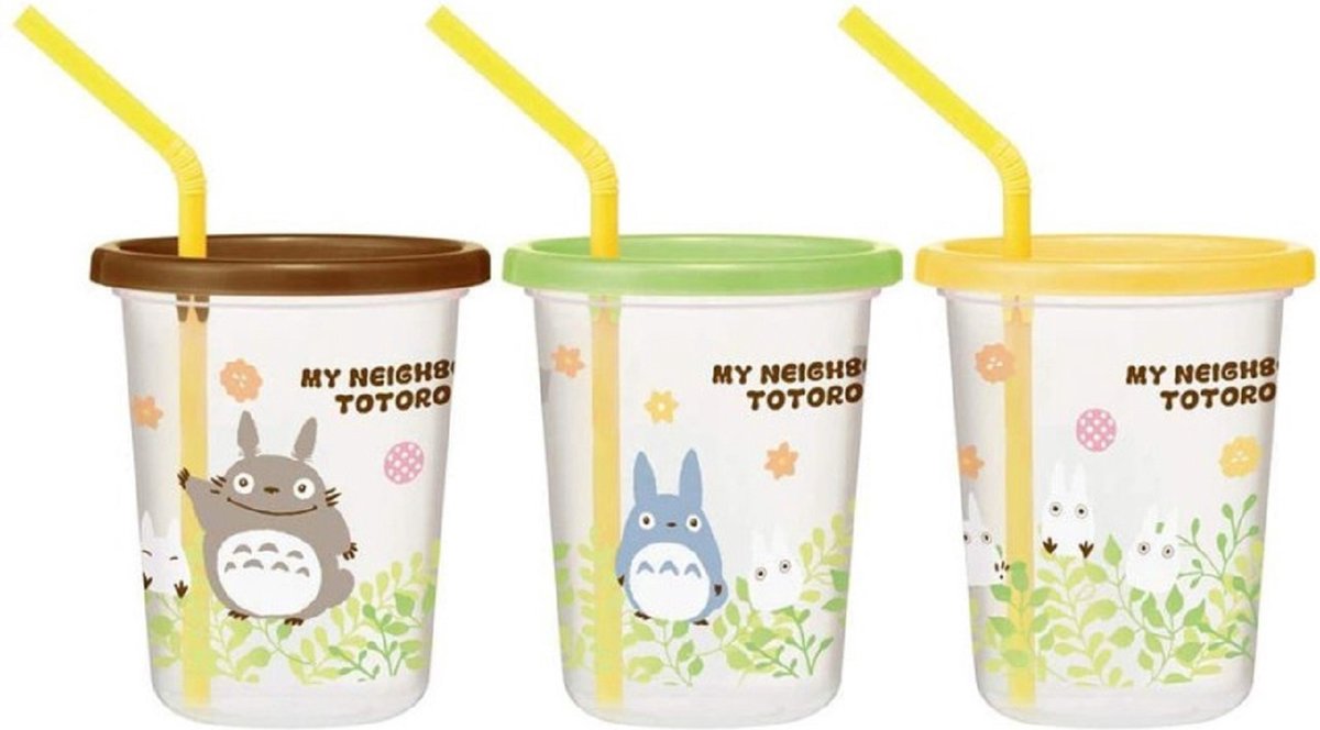 Semic Ghibli – mein Nachbar Totoro – Set mit 3 Gläsern und Strohhalmen