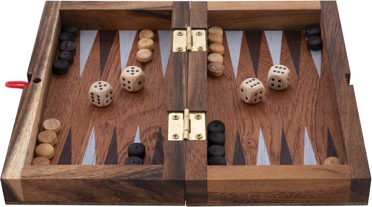 Engelhart Schach-Backgammon klappbar klein – 2-in-1-Brettspiel aus Holz – Backgammon-Schachspiel – klassisches Strategiespiel – 2 Spieler – kompakte Reisegröße –