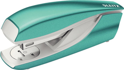 Leitz Wow Nexxt Heftgerät – Heftkapazität von 30 Blatt – inklusive Heftklammern – ideal für das Heimbüro – Eisblau