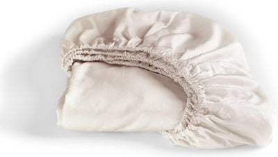 Cinderella – Sonntage – Spannbettlaken – bis 25 cm Matratzenhöhe – Satin – 180 x 200 cm – Sandfarbe