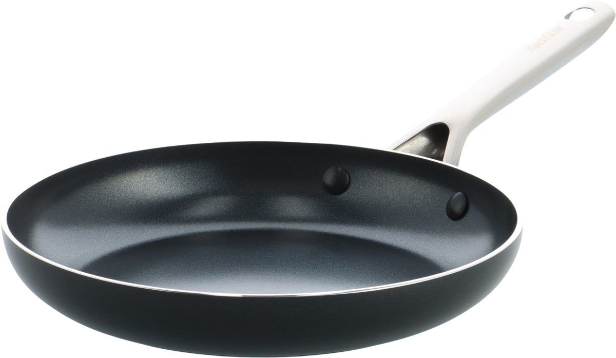 Kochstar Night Keramik-Bratpfanne – 30 cm – Pfas-frei – Induktionsbratpfanne – Induktionspfanne – spülmaschinenfest – ofenfest bis 200° C – Keramik-Antihaftbeschichtung – Edelstahlgriff – Edelstahlrand – schwarz