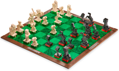 Noble Collection Minecraft Chess Set: Overworld Heroes Vs. Feindselig
