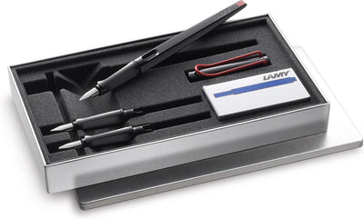 Lamy Joy Black Kalligraphie-Füllfederhalter-Set – wunderschöne Schreibstifte mit 3 verschiedenen Federn (1,1, 1,5, 1,9 mm) – Füllfederhalter mit Bandsaugspitze und ergonomischem Griff – inklusive 5 Farbmuster T 10 Blau