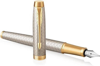 Parker im Füllfederhalter | Premium warmes Silber | feine Feder mit blauer Tinte | Geschenkbox