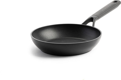 Klassische Bratpfanne aus geschmiedetem Aluminium von Kitchenaid, ø20 cm, Schwarz, Induktion, antihaftbeschichtet, PFAS-frei