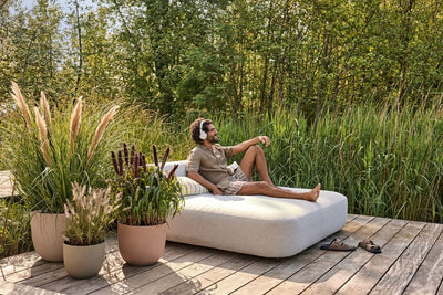 Elho Sereh rund 47 – Blumentopf für drinnen und draußen – 100 % recycelter Kunststoff – ø 47,0 x H 40,1 cm – skandinavisches Grün
