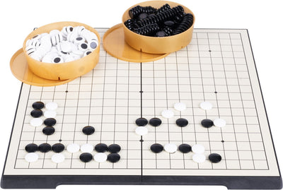 Engelhart Travel Go Brettspiel magnetisch klappbar 36x36 cm – strategisches Reisespiel mit Staufach –