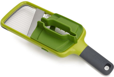 Joseph Joseph Multigriff-Mandoline – Gemüse- und Obstschneider – grün – 3 Schnittstärken – sicherer Fingerschutz