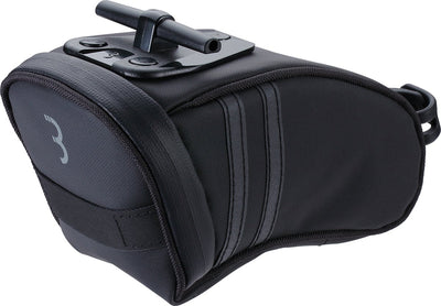 BBB Cycling CurvePack Reflect Satteltasche Fahrrad – Rennradtasche Plane – Reflektierende Tasche – Schwarz – Größe L – BSB-13L
