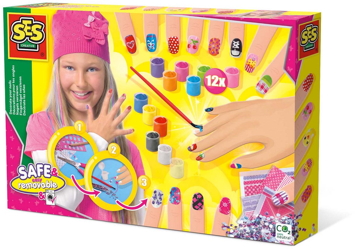 Dekorieren Sie SES -Nägel