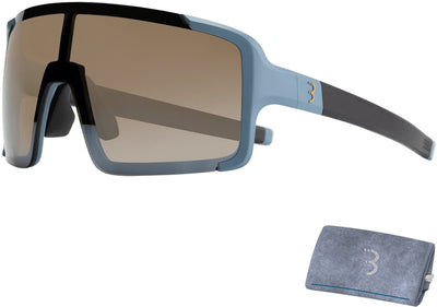 Bbb Cycling Fahrradbrille für Damen und Herren – Fahrrad-Sonnenbrille mit großer Linse für 100 % UV-Schutz – langlebige Sportbrille Vollrahmen – blauer Rauch – Chester BSG-69