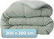 Stille. Living Hush Living – waschbare Bettdecke, zweifarbiges Design, Salbeigrün und Hellgrau – 200 x 200 cm – 300 g/m² – inklusive passender Kissenbezüge