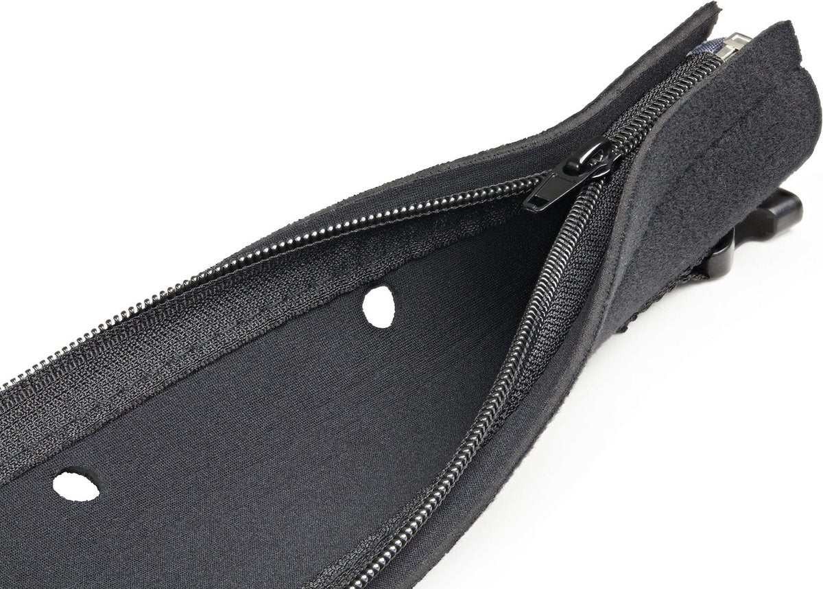 Startech.com 1 m Kabelhülle aus Neopren-Gummi mit Reißverschluss und Schnalle, 3 cm Durchmesser, Computer-Stromnetz, AV-Kabelmanager, flexibler Kabelschlauch, Kabelsocke, Kabelummantelung, schwarz
