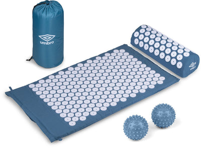 Umbro Nagelmatte mit Kissen und Massagebällen – Massagematte zur Entspannung – Shakti-Matte Original mit Tragetasche – Akupressurmatte für Nacken, Rücken und Füße – 71 x 42 cm blau