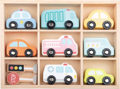 Lelin Toys lelin® Holzfahrzeug-Set 9-teilig – Holzspielzeug mit Autos und Fahrzeugen – Lernspielzeug – ab 18 Monaten