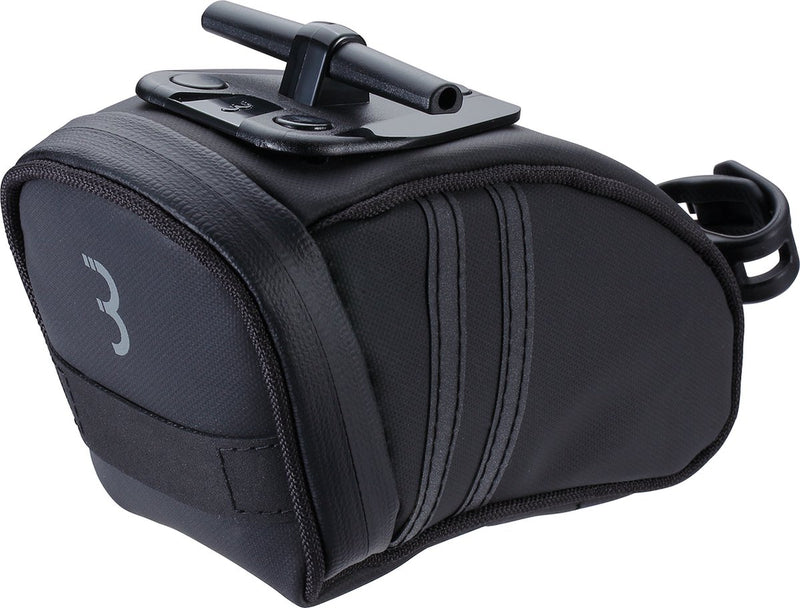 BBB Cycling CurvePack Reflect Satteltasche Fahrrad – Rennradtasche Plane – Reflektierende Tasche – Schwarz – Größe M – BSB-13M