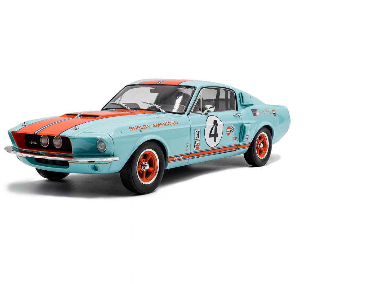 Shelby Mustang GT500 #4 Racing Tribute 1967 – 1:18 – Solido