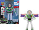 Mattel Disney und Pixar Toy Story 5 Actionfigur von 30 cm – Flugmodus, High-Tech-Edition Buzz Lightyear mit Flügelaktivierung und mehr als 35 Sounds – französische Ausgabe