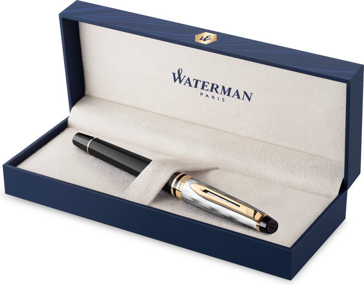 Waterman Expert Füllfederhalter | Metall und schwarzer Lack mit Golddetails und gemeißelter Kappe | mittlere Feder aus Edelstahl | mit Geschenkbox