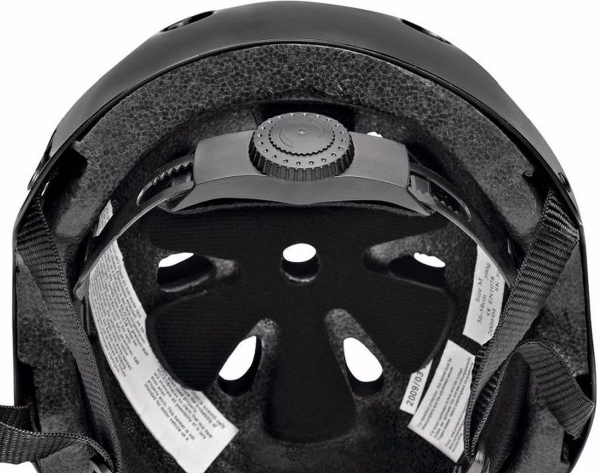 Roces – ce aggressiver Skate-Helm – starker Belüftungs-Aufprallschutz – schwarz – Größe 54–56 cm (M)
