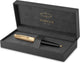 Parker 51 Kugelschreiber | luxuriöses schwarzes Gehäuse mit goldfarbenem Finish | mittlere 18-Karat-Feder mit schwarzer Tinte | Geschenkverpackung
