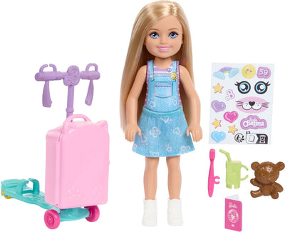 Barbie Club Chelsea Boundless Adventure-Puppe – mit Rollerkoffer und Zubehör