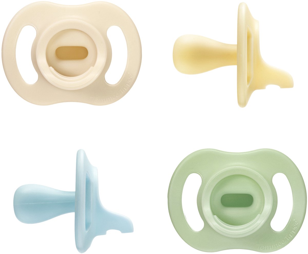 Tommee Tippee ultraleichter Schnuller mit festem Sitz – 0–6 Monate – 4er-Set – einteiliger Silikon-Schnuller – blau