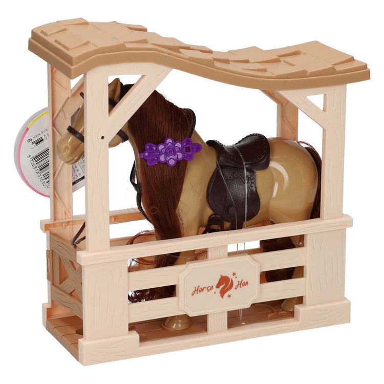 Pferd im Stall - 17x16x5cm