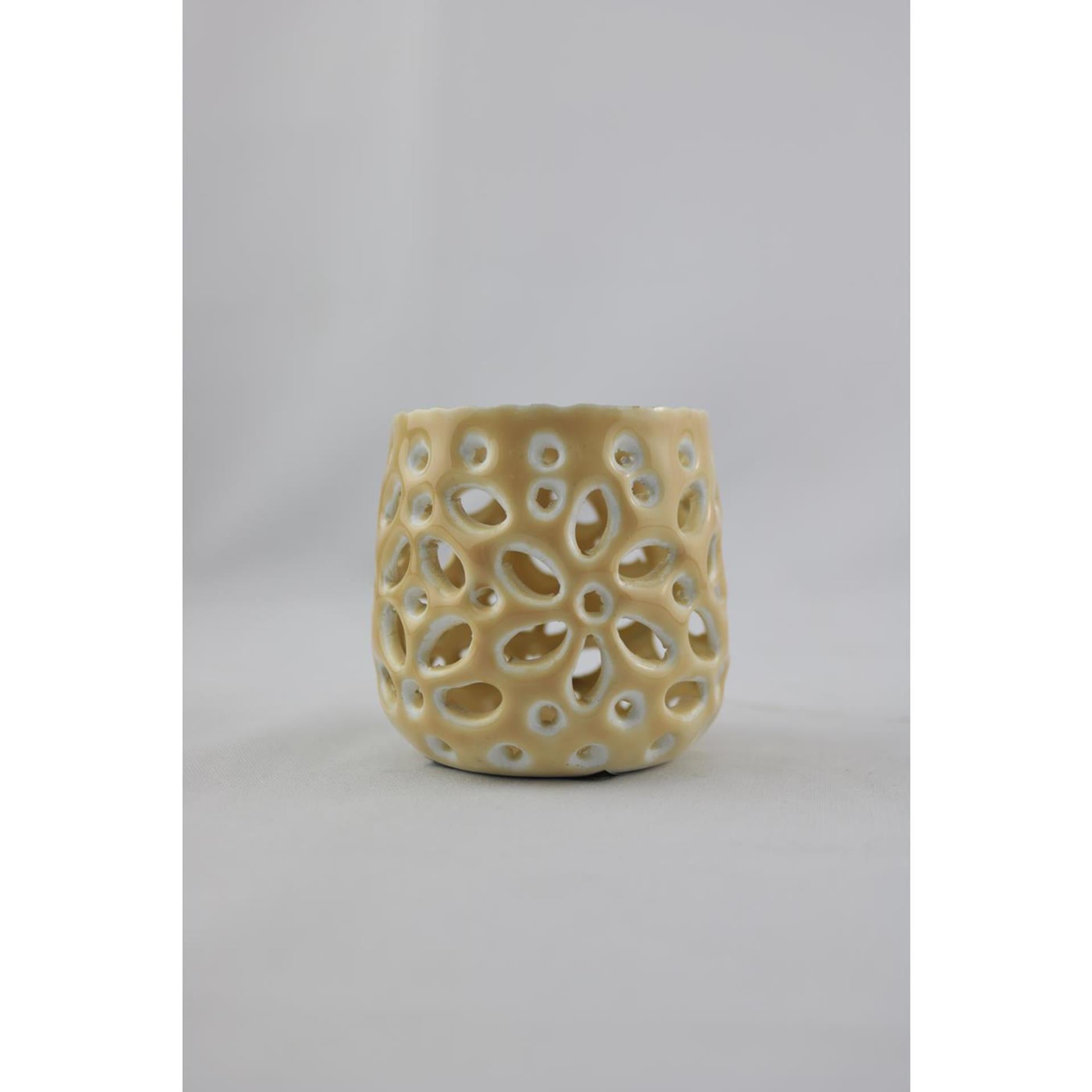 Mansion Atmosphäre Teelichthalter Beige 8x8x7cm