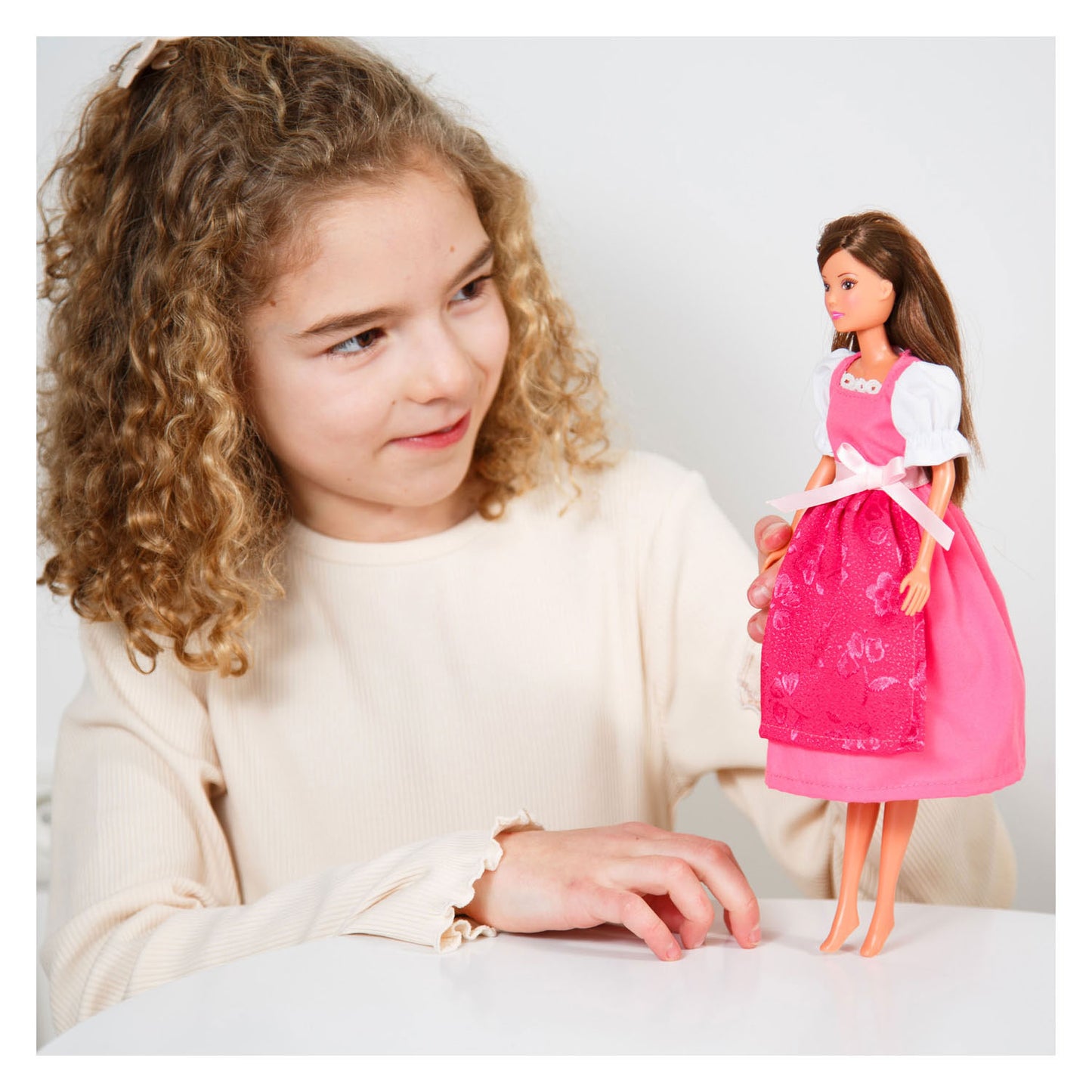 Heless traditionelles Dirndlkleid für Modepuppen Pinky - 29cm