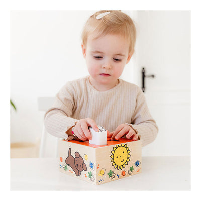 Bambino -Spielzeug bilden Eintopfholz