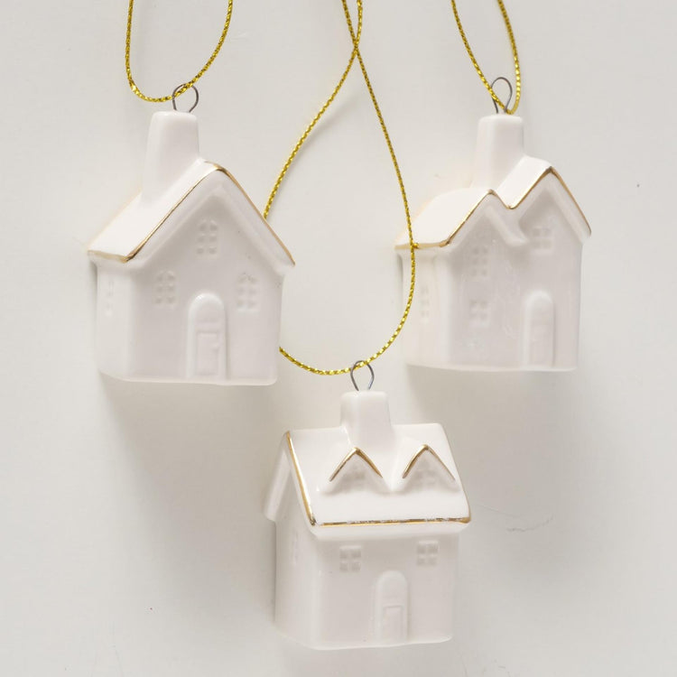 Boltze Home Weihnachtsanhänger Haus 3-teilig aus Porzellan