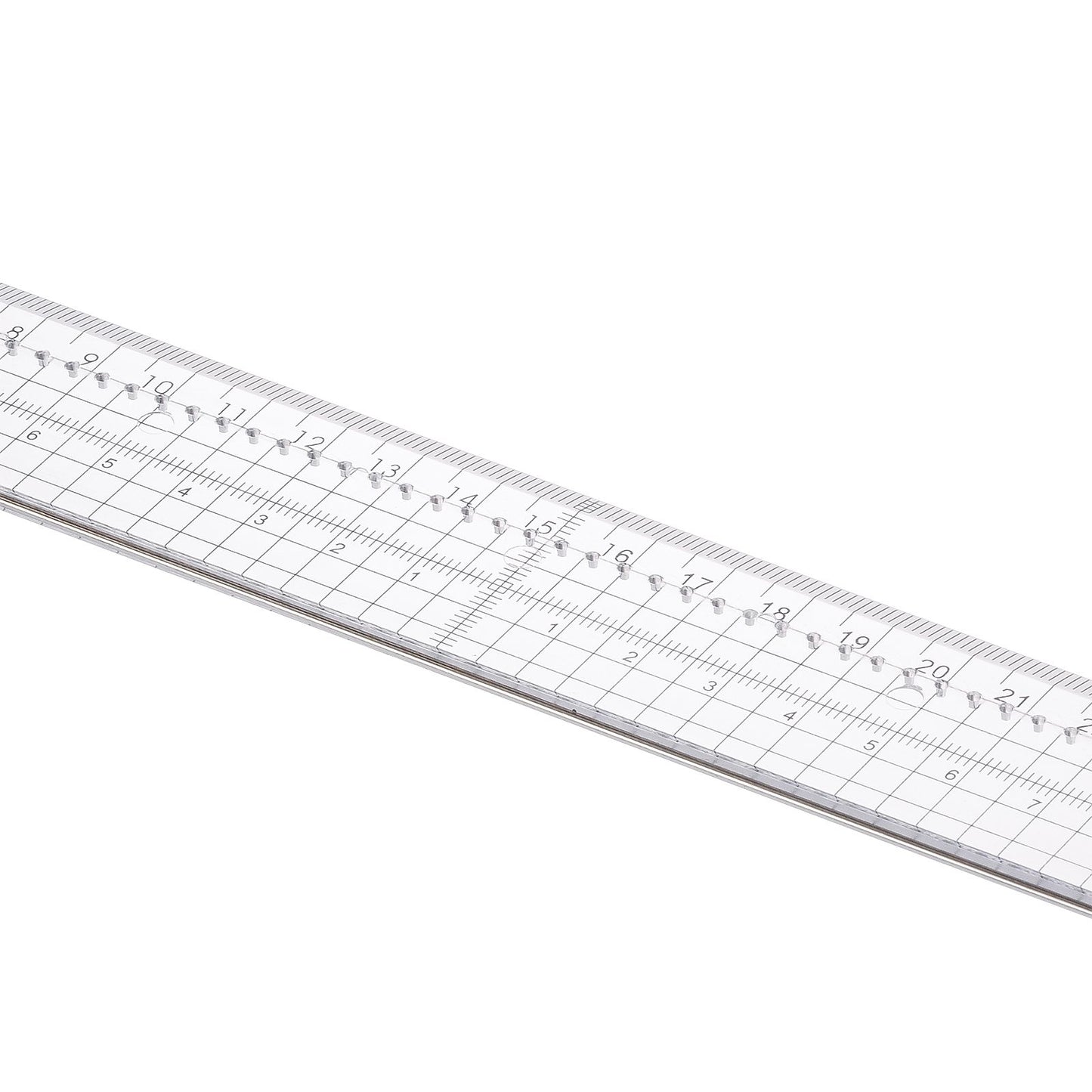 Nellies Wahl: • Schneidelineal mit Metallstreifen 30 cm