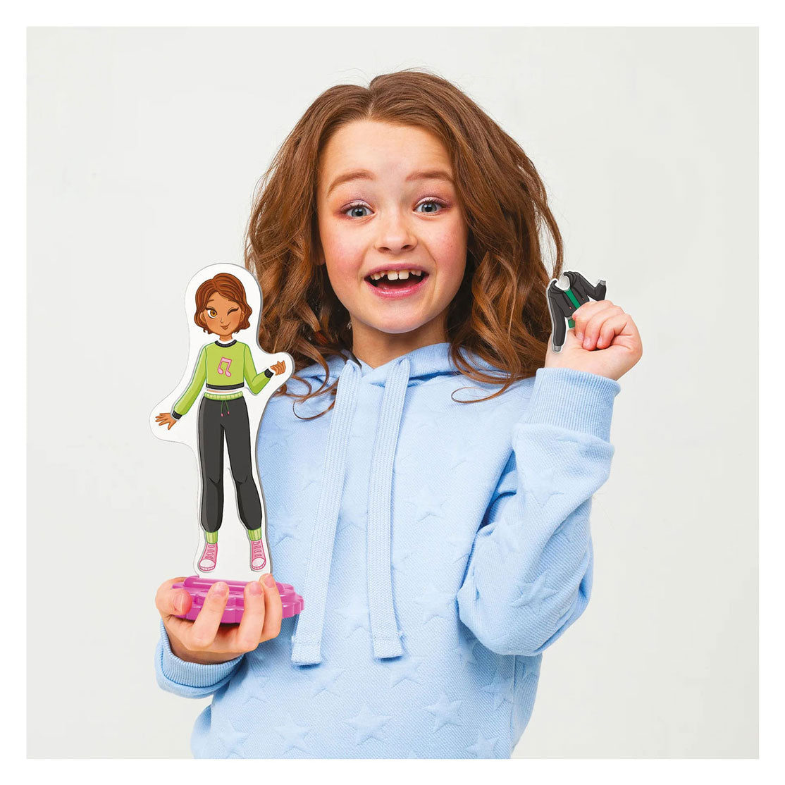 Quercetti magnetische Mode-Anziehpuppe Laura – 28-tlg.