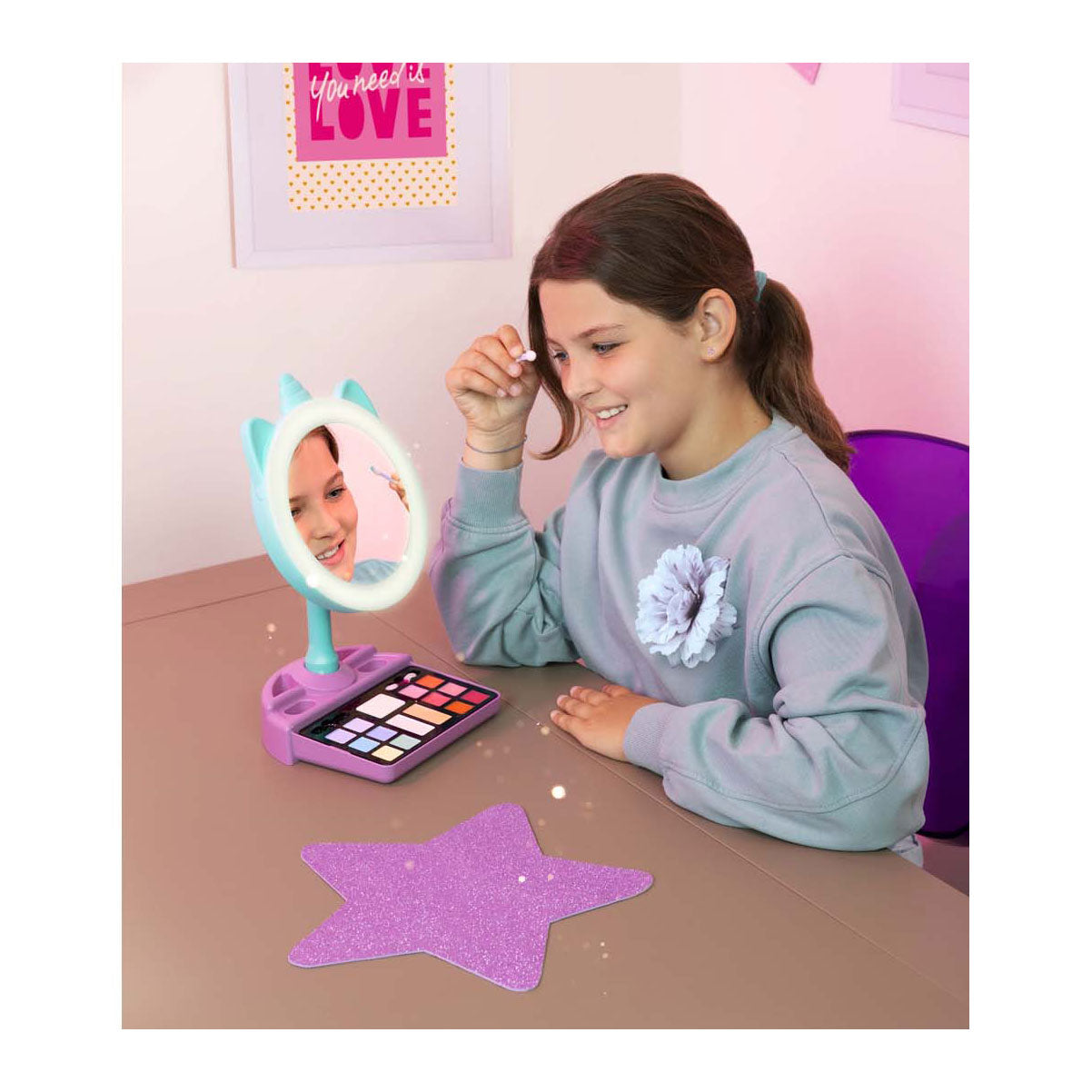 Clementoni Crazy Chic - Unicorn Spiegel mit LED -Ringlicht