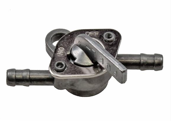 Verschiedener Benzinhahn zwischen Schlangen 6 mm