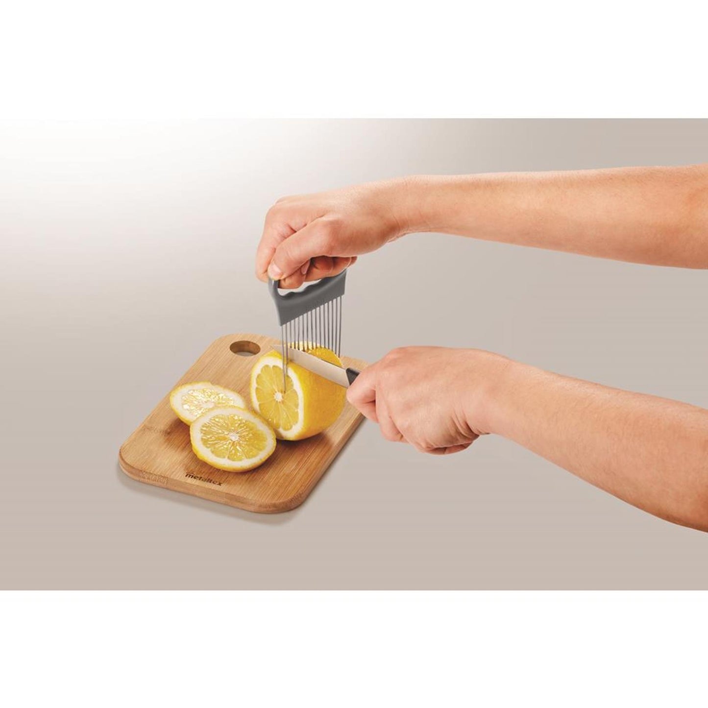 Metaltex Zwiebelkamm, Schneidhilfe für Zwiebeln