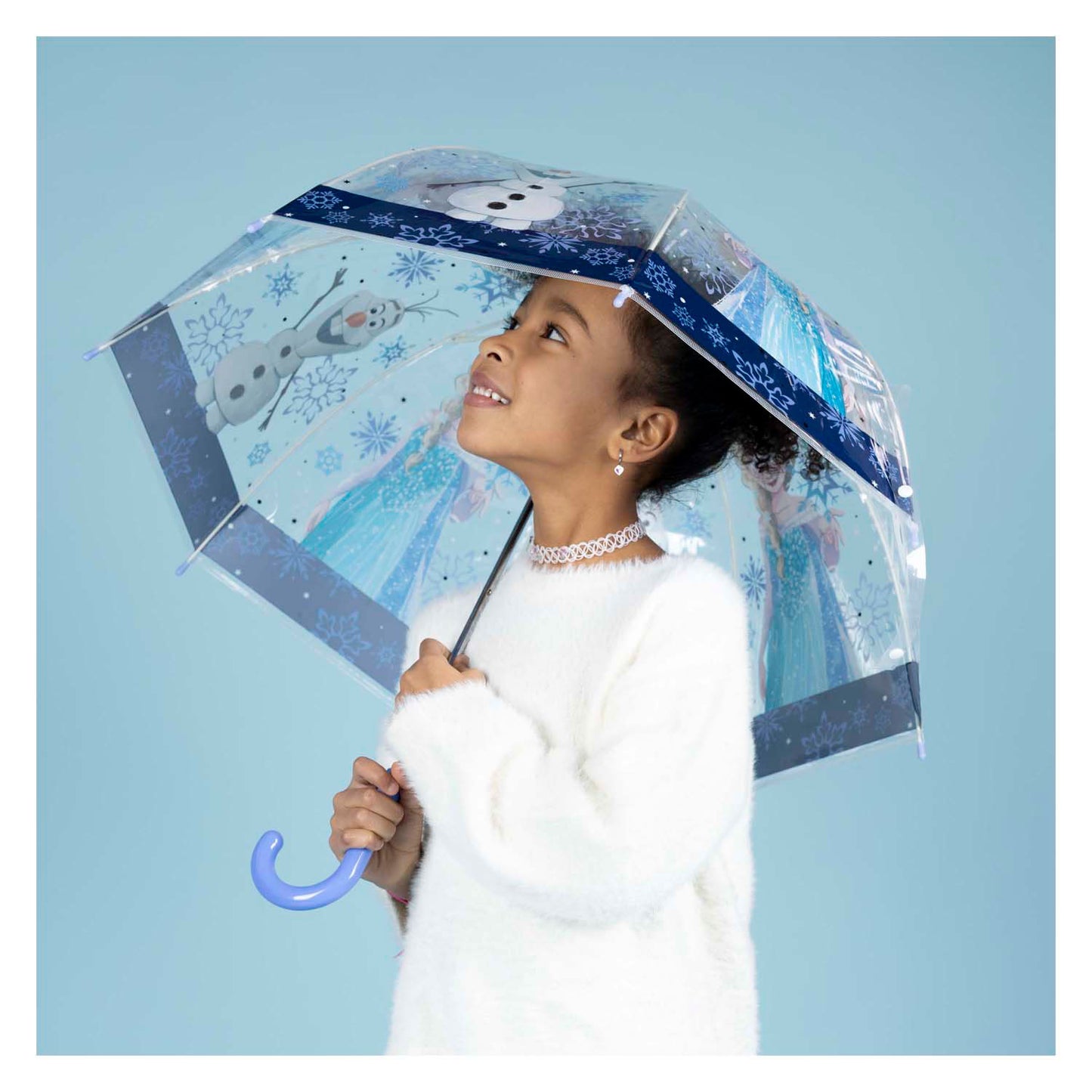 Undercover transparenter Regenschirm eingefroren