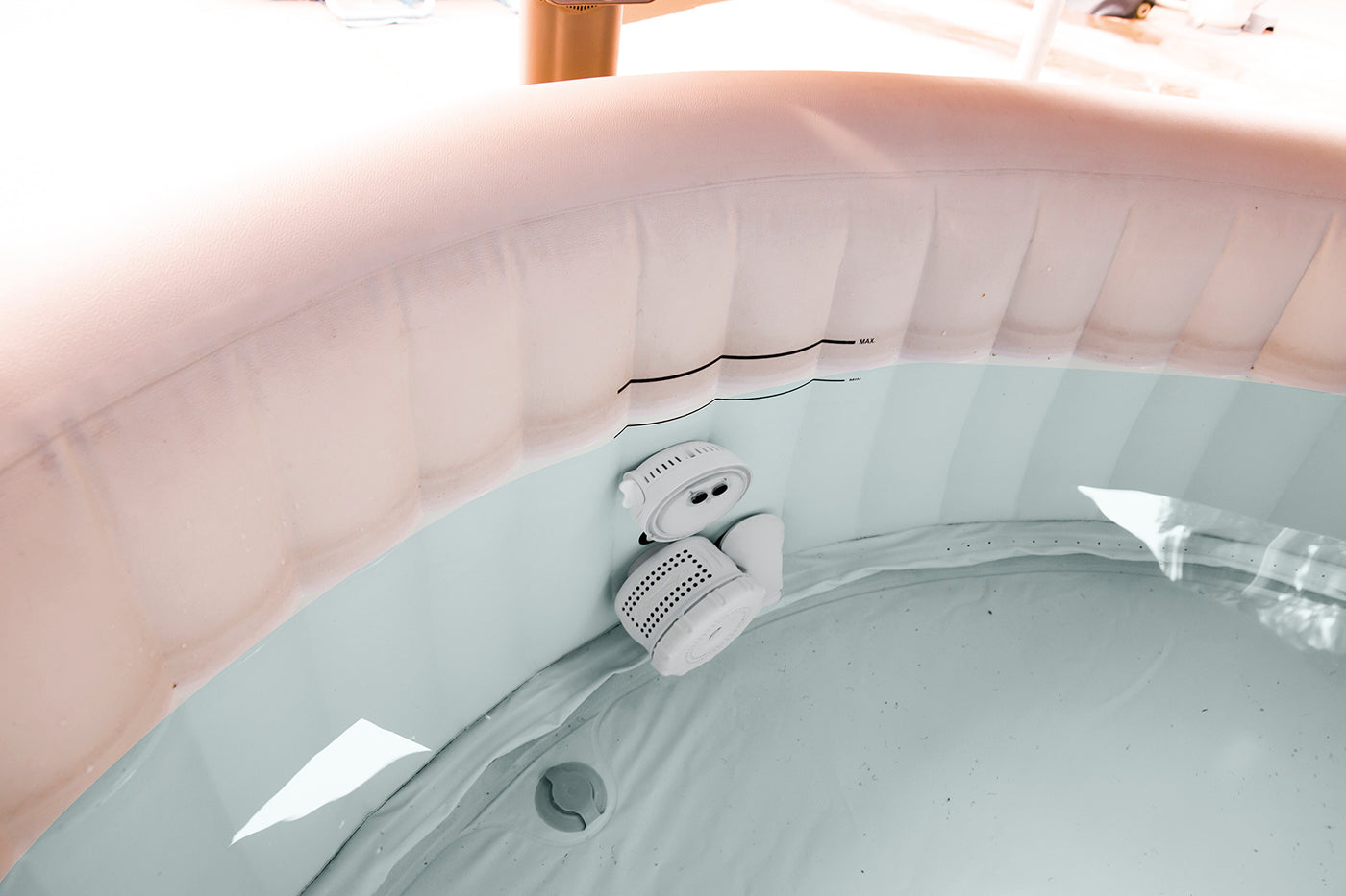 Intex Spa Multi-Farben-Beleuchtung auf der Batterie